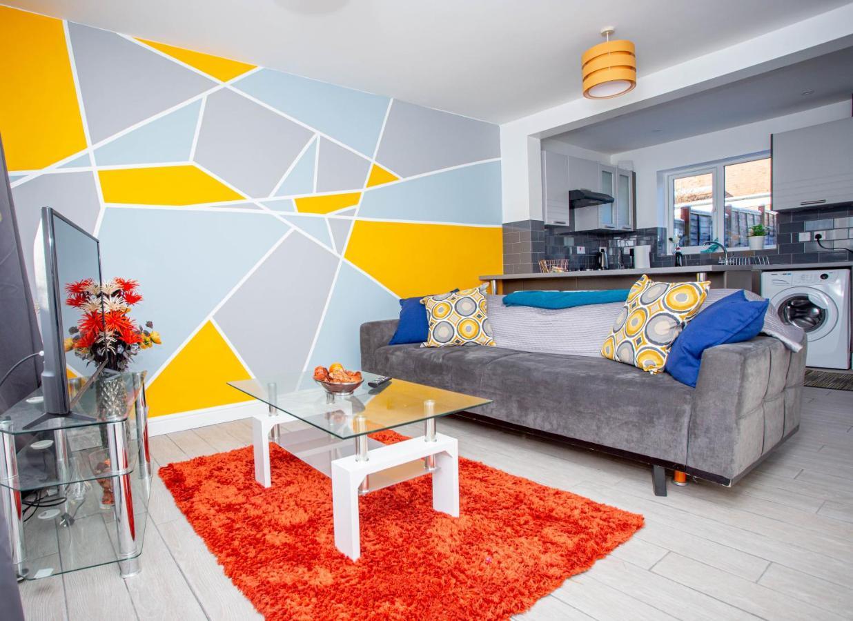 Oasis Place Нортхамптън Екстериор снимка